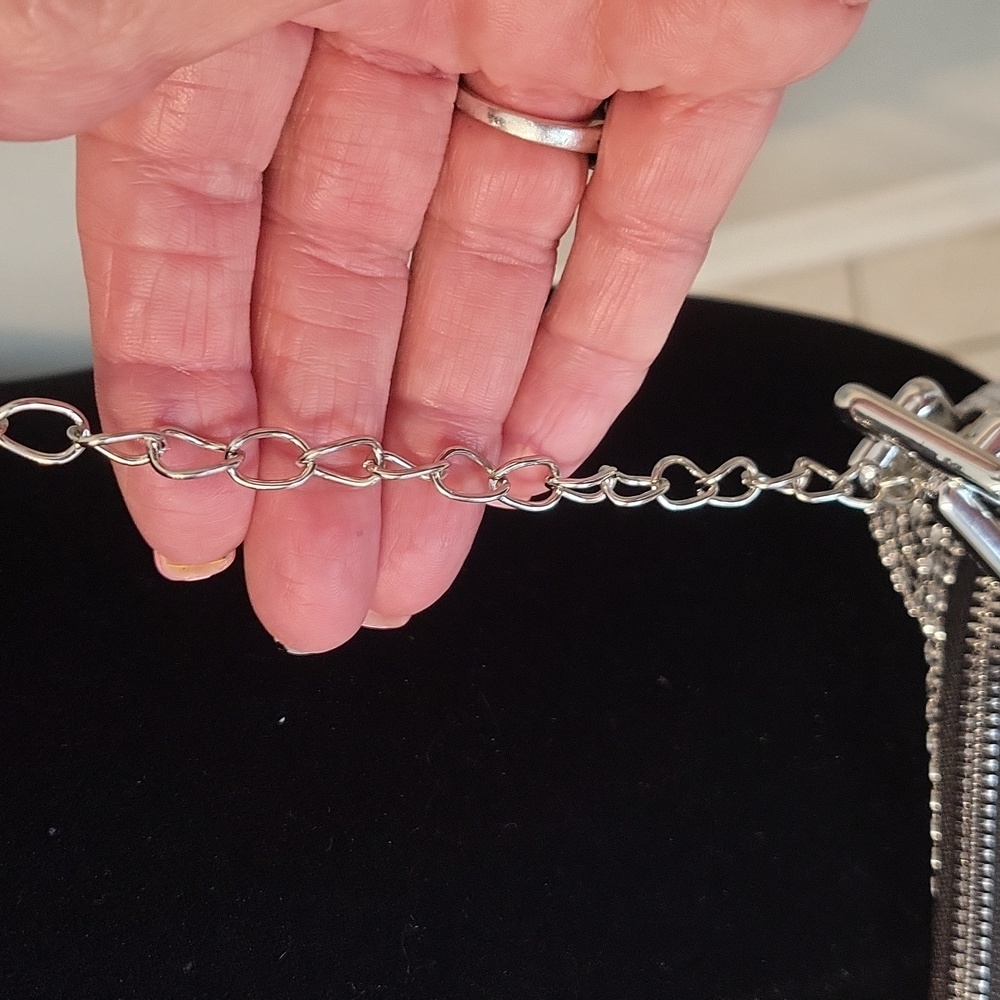 Temu soft sequence evening bag. - Picture 8 of 10